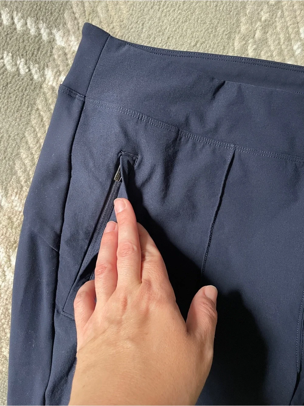 Athleta navy blue crop straight pants 18